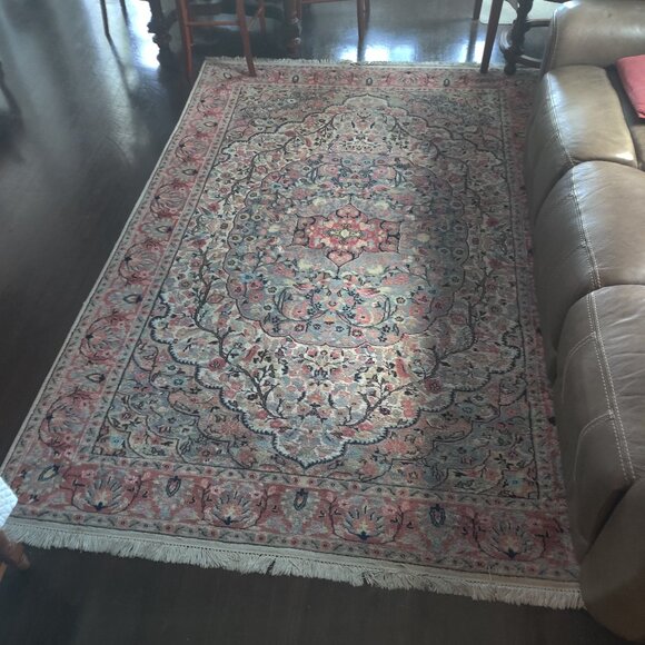 Cashmere Silk rug from Pakistan - Picture 9 of 9